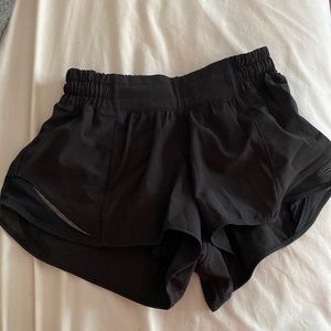 Lululemon hotty hot shorts